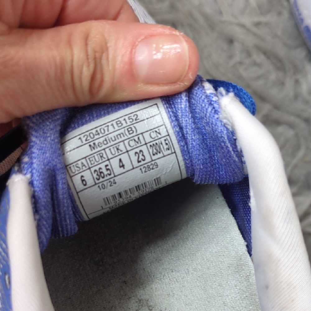 Brooks Ghost 16 Running Shoes in White and Blue - Picture 3 of 4